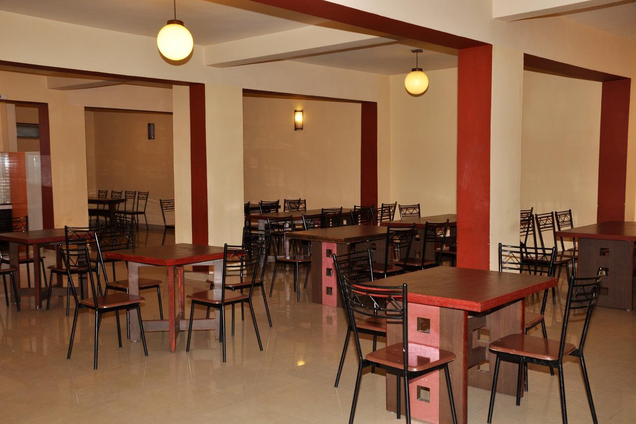 Hotel Blue Hills International Ooty Esterno foto
