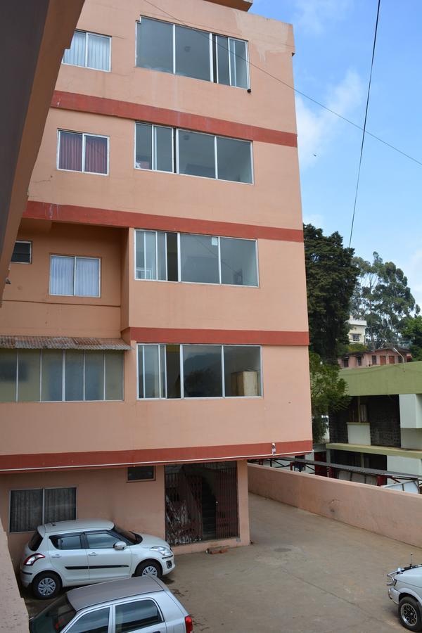 Hotel Blue Hills International Ooty Esterno foto
