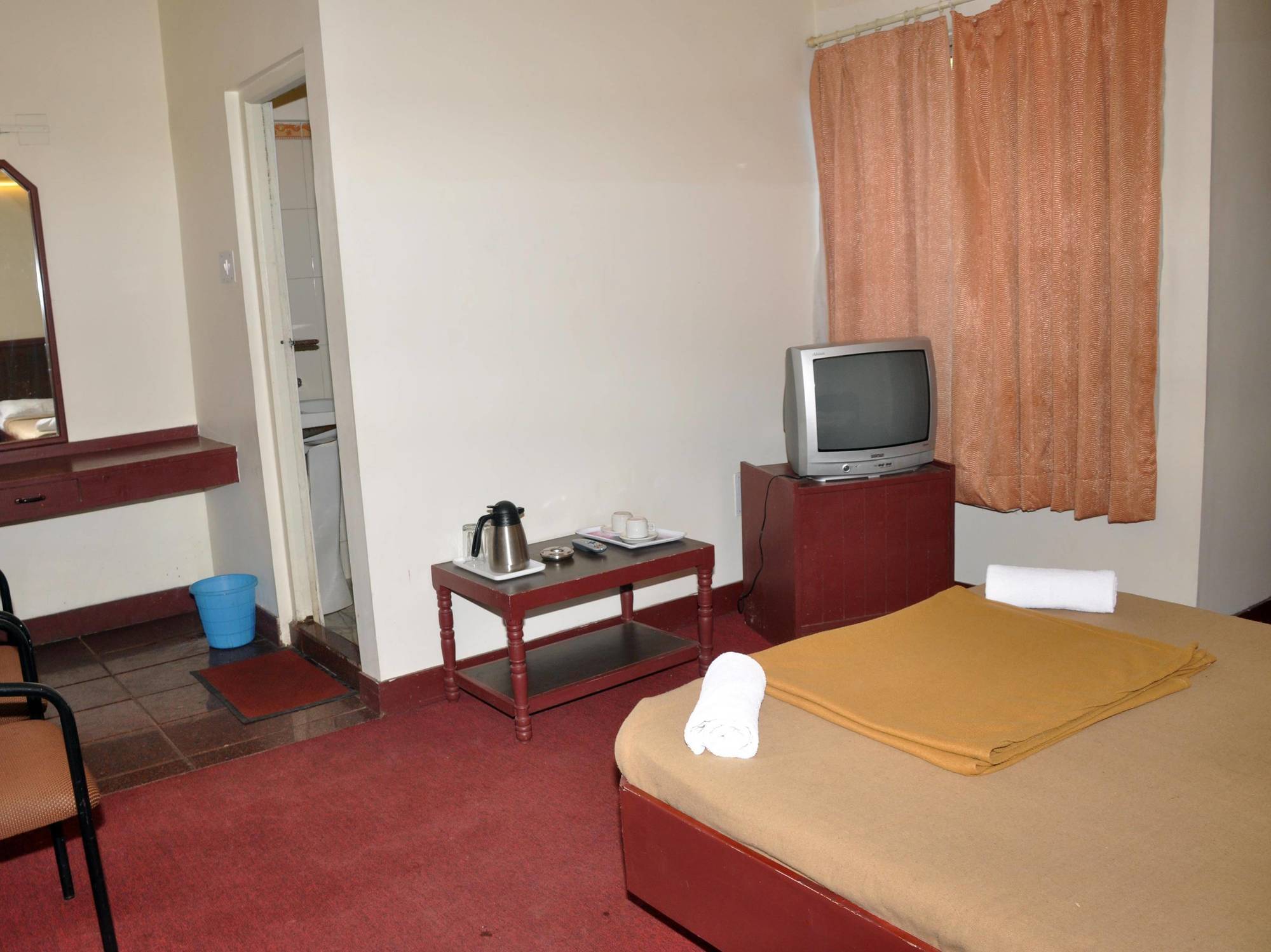 Hotel Blue Hills International Ooty Esterno foto